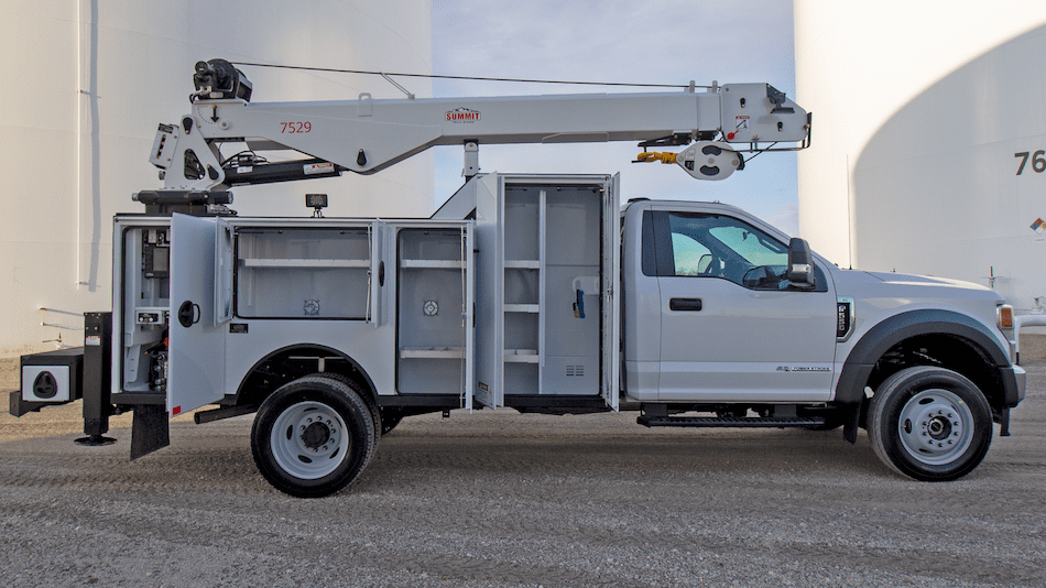 7 Series body with 7529 hydraulic crane