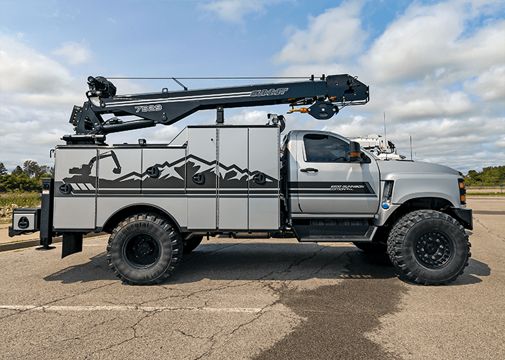 off road mechanics and service trucks for aggregates and mining