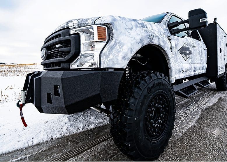 4x4 service truck wheels and tires
