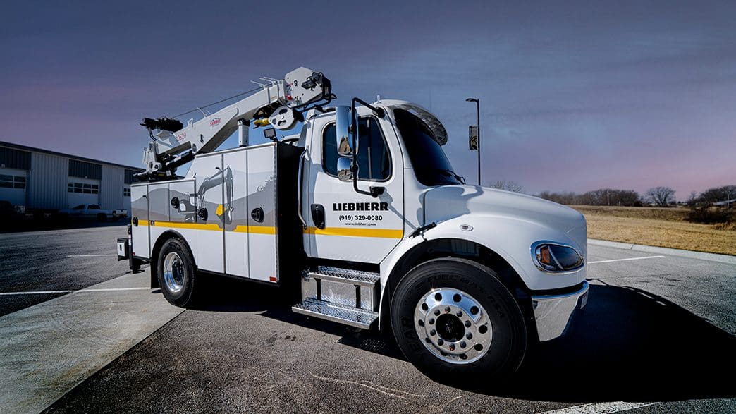 8 series truck bodies are a great service solution for equipment dealers.